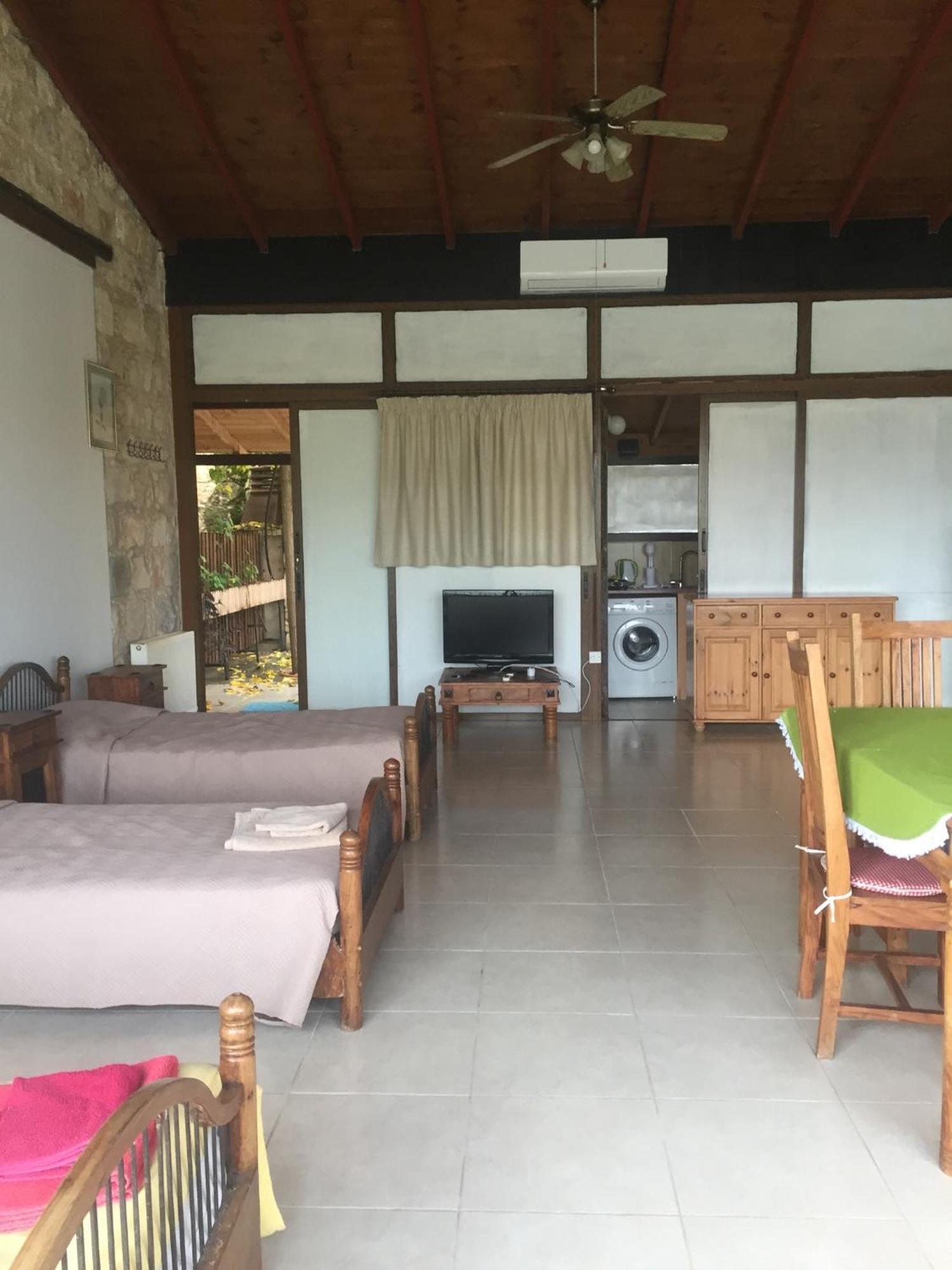 Studio With View In Polis Area Simou 외부 사진